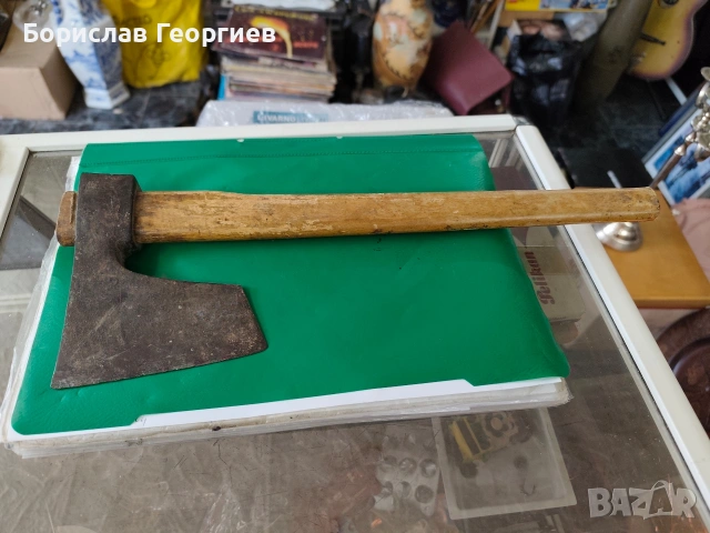 Малка брадва