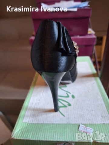 нови обувки Мегияс сатен , снимка 4 - Дамски обувки на ток - 54209182