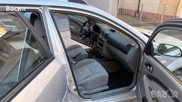 Chevrolet Nubira 1.6 бензин/газ, снимка 9 - Автомобили и джипове - 53420577