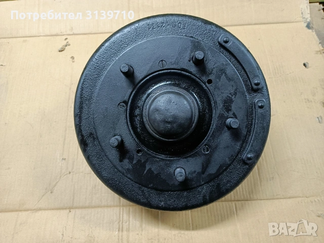 Главина предна дясна к-т Авия чехска