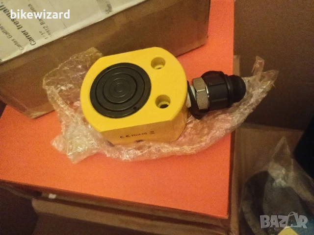 Хидравличен крик CGOLDENWALL 10T Тройни секции Ултратънък  Височина: 51 мм Общ ход: 26 мм НОВ , снимка 4 - Други инструменти - 50735799