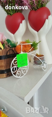 декорации ръчно изработени от жив скандинавски мъх и сапунени рози., снимка 7 - Декорация за дома - 52206005