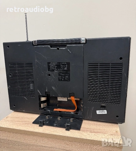 🔊Ретро масивен радиокасетофон Boombox Universum Senator 8800 - (SANYO)🔊, снимка 7 - Радиокасетофони, транзистори - 53802549