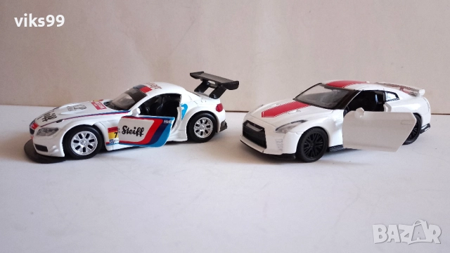 Nissan GT-R (R35) и BMW Z4 GT3 Msz, снимка 2 - Колекции - 52343088