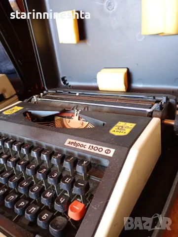 стара пишеща машина Хеброс 1300 ф, снимка 6 - Антикварни и старинни предмети - 49966792