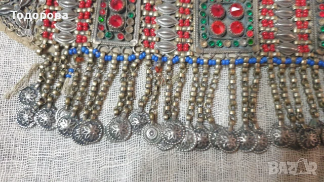 Старинен накит от сачан и цветни камъни, снимка 5 - Антикварни и старинни предмети - 50448527