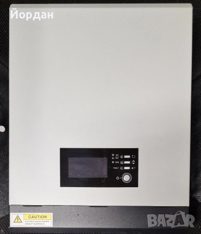 Соларен инвертор HY3022P 2400W