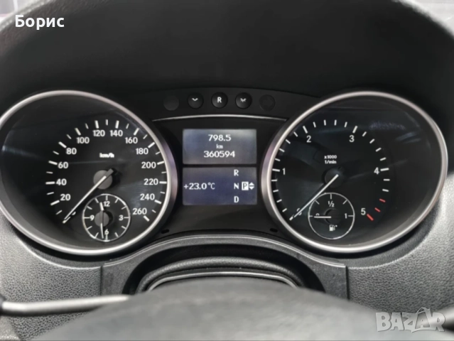 Мерцедес МЛ420, снимка 11 - Автомобили и джипове - 52430545