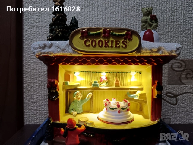 Коледна LED и музикална сцена Магазин за сладкиши с 8 мелодии,светлени и въртяща се торта.
