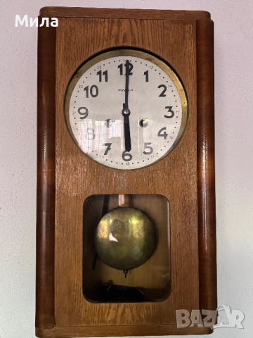 Стенен часовник