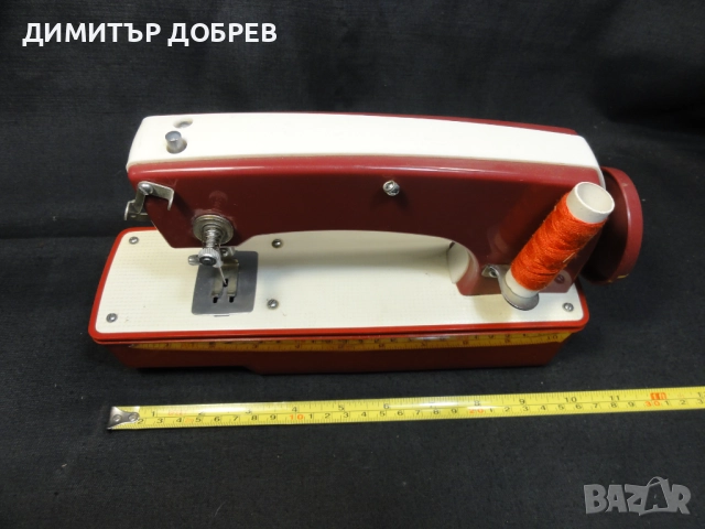 СТАРА РЕТРО СОЦ СССР МЕХАНИЧНА ИГРАЧКА ШЕВНА МАШИНА, снимка 8 - Колекции - 51932836