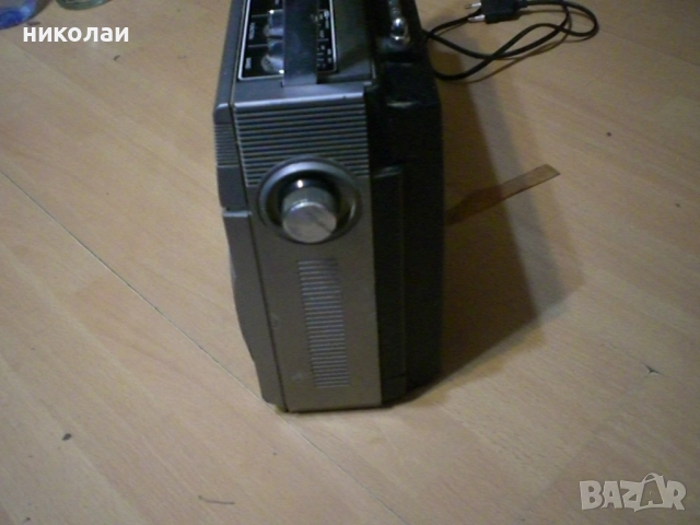 HITACHI радиокасетофон мадеин жапан, снимка 3 - Радиокасетофони, транзистори - 52913547