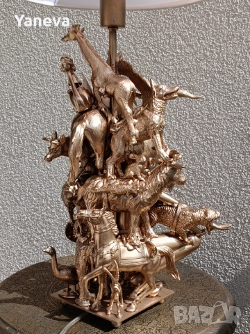 Лампа ​"Единство" , символ на хармонията между човека и животните., снимка 8 - Настолни лампи - 52712667