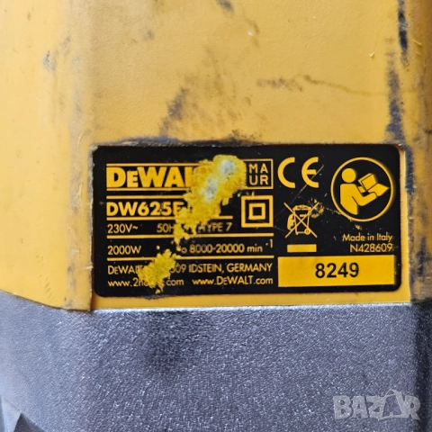 С Проблем! Dewalt DW625E оберфреза , снимка 3 - Други инструменти - 52868810