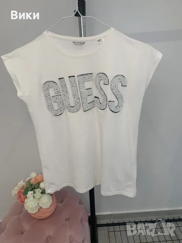 Тениска Guess, 16г подходяща е и за S, снимка 5 - Тениски - 50530746