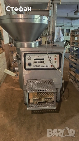 Вакуум пълначна машина Vemag Robot 1000DC