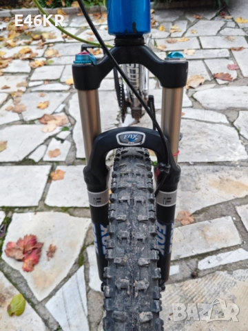 Продавам карбонов велосипед Scott Team Issues 26 цола Мекица, снимка 6 - Велосипеди - 52322914