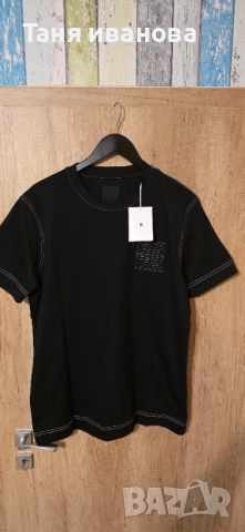 Givenchi luxury L, снимка 8 - Тениски - 52286528