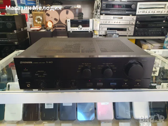 Усилвател Pioneer A-443 Две по 80 вата на 4 ома. В отлично техническо и визуално състояние., снимка 2 - Ресийвъри, усилватели, смесителни пултове - 47218133