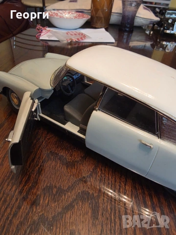 citroen ds 19 1/18 Solido, снимка 4 - Колекции - 53690487