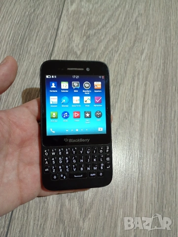 BlackBerry Q5 