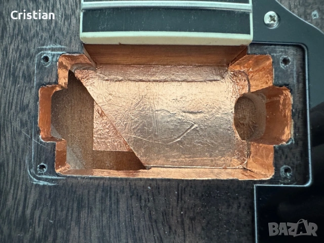 Luthier Custom Les Paul Tribute – Seymour Duncan JB/Jazz, Bigsby, Roasted Maple, снимка 10 - Китари - 53637803