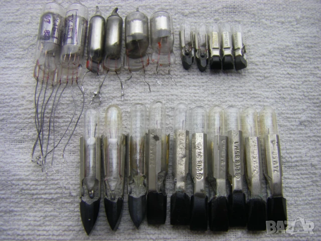 Радиолампи и лампи с нажежаема жичка.