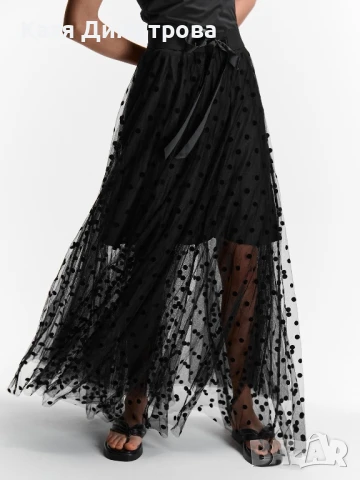 Дълга черна пола от тюл