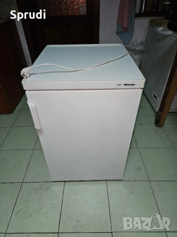 хладилник Miele-Миеле