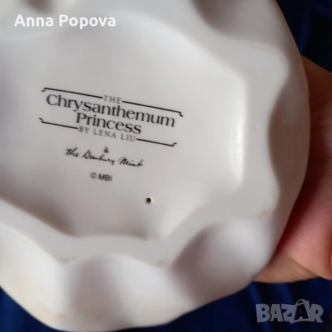 Порцеланова статуетка на Лена Лиу Chrysanthemum princess , снимка 4 - Статуетки - 54091264