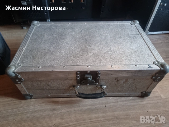 Алуминиев куфар за dj конзола