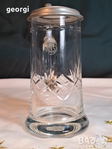 Немска кристална халба с цинково порцеланов капак Ромео и Жулиета   29/3, снимка 5 - Аксесоари за кухня - 52343174