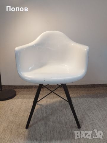 СТОЛ EAMES HERMAN MILLER DAX ОТ ФИБРОСТЪКЛО , снимка 3 - Столове - 45983956