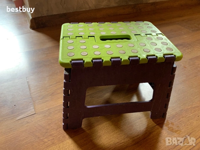 Малко сгъваемо столче