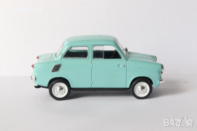 1/43 MIKRUS MR 300 КОЛИЧКА МОДЕЛ, снимка 5 - Колекции - 54138559