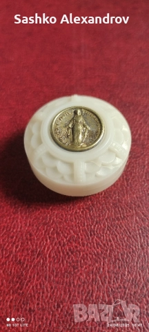 Религиозна кутийка за дребни предмети