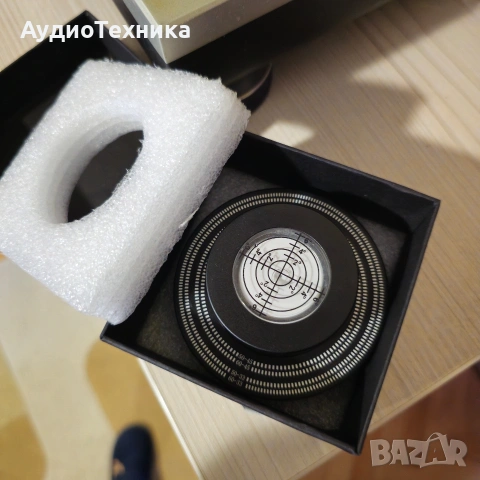 ПРОМО/Клампа Aluminum Stabilizer with Bubble Level Black Cтабилизатор, снимка 9 - Грамофони - 54258522