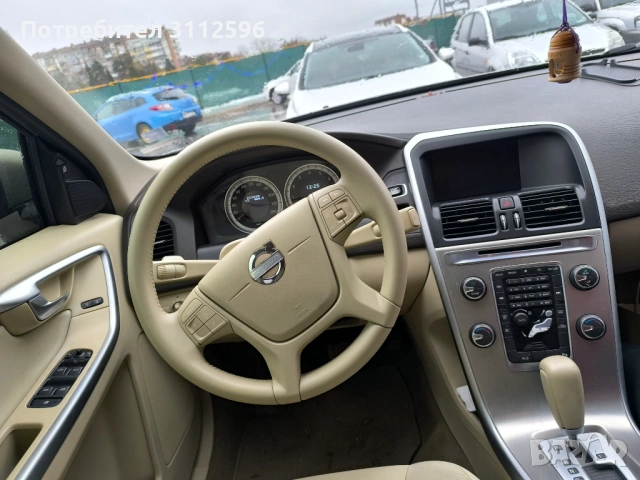 Volvo XC60 AWD 3.2 Бензин Автоматик | 2012, снимка 14 - Автомобили и джипове - 54187367