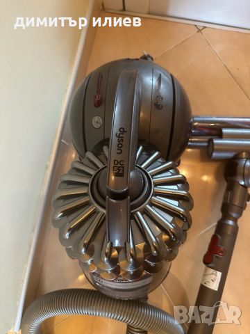 Прахосмукачка Dyson dc52, снимка 2 - Прахосмукачки - 45521146