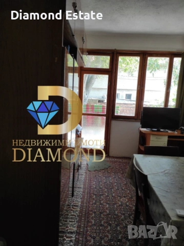 Триетажна къща в село Опан, обл. Стара Загора, снимка 9 - Къщи - 53352020