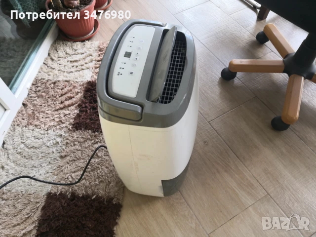 Влагоабсорбатор EASY HOME, 20l/24h  за ремонт, снимка 3 - Влагоабсорбатори и влагоуловители - 51006121
