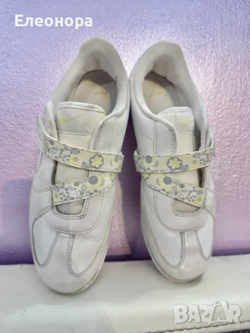 ежедневни дамски найкове, снимка 2 - Маратонки - 50677780