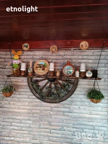 Рафт лампи с автентични реставрирани колела от каруца с ръчно изработени дървени чашки , снимка 8 - Лампи за стена - 49968895