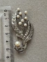 Царствена уникална масивна старинна сребърна брошка с перли и марказити , снимка 7