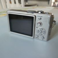 фотоапарат Panasonic DMC-LX1, снимка 4 - Фотоапарати - 45239021