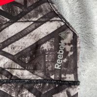 Оригинално дамско бюстие Reebok, снимка 2 - Корсети, бюстиета, топове - 45973067