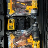 DeWalt комплект с две батерии и зарядно, снимка 7 - Винтоверти - 45242079