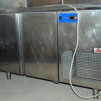 Хладилна маса, снимка 3 - Обзавеждане на кухня - 45435332