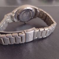 Метална верижка за дамски часовник здрава красив стилен дизайн 41736, снимка 8 - Каишки за часовници - 45380284