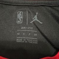 Мъжки потник Air Jordan x NBA Chicago Bulls, размер: S  , снимка 4 - Спортни дрехи, екипи - 45456873